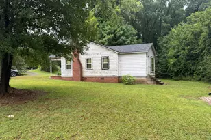 1004 W Gold St, Mc Cormick, SC 29835 - Photo 3