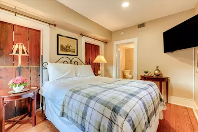 241 Laurens Street SW #Apt C, Aiken, SC 29801 - Photo 15