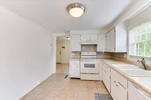208 W Terrace St, Edgefield, SC 29824 - Photo 13
