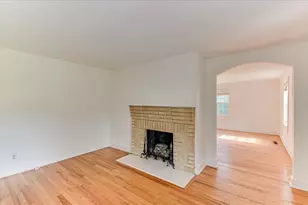 208 W Terrace St, Edgefield, SC 29824 - Photo 7