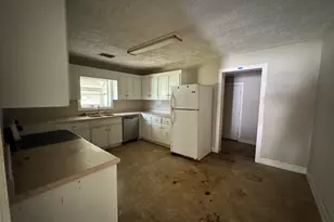 800 Mobley St, Johnston, SC 29832 - Photo 7