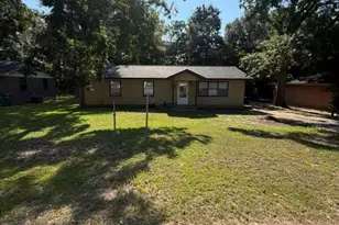 245 Canna St, Barnwell, SC 29812 - Photo 1