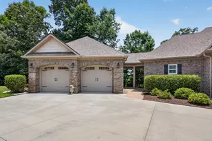 156 Quiet Oak Ct, Aiken, SC 29803 - Photo 5