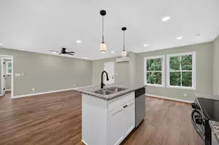 313 Fairway Dr, New Ellenton, SC 29809 - Photo 17
