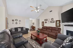 513 Palm Dr S, Aiken, SC 29803 - Photo 3