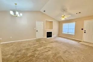 213 Long Creek Dr, Aiken, SC 29803 - Photo 3