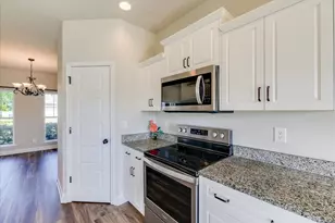 735 Viburnum Ct SW, Aiken, SC 29803 - Photo 13