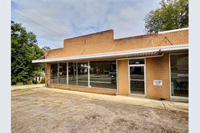 212 Lynch Street, Edgefield, SC 29824 - Photo 1