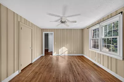 237 Barnard Avenue SE, Aiken, SC 29801 - Photo 9