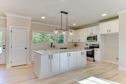 1021 S Pointe Court, Tignall, GA 30668 - Photo 11