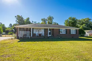 238 Highland Ave, Batesburg-Leesville, SC 29006 - Photo 1