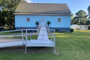 209 Persimmon St, Edgefield, SC 29824 - Photo 1