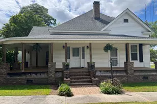 611 Aiken St, Springfield, SC 29146 - Photo 1