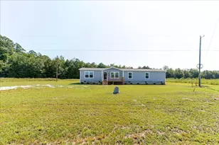 1159 Hickory Hill Rd, Eastover, SC 29044 - Photo 1