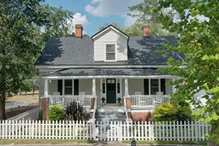 102 Edgefield Ave NE, Aiken, SC 29801 - Photo 1