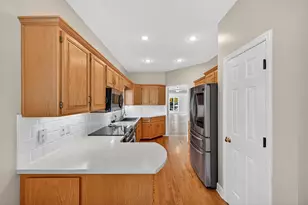 205 Club Villa Dr W, Aiken, SC 29803 - Photo 13