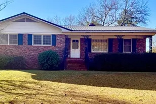 1103 Jeter St, Edgefield, SC 29824 - Photo 1