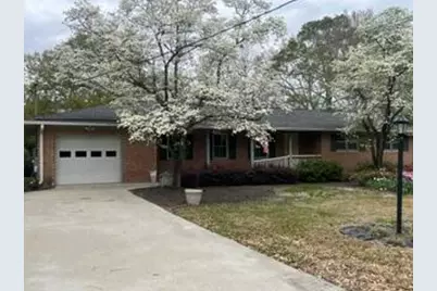 221 Gregg Avenue NW, Aiken, SC 29801 - Photo 1