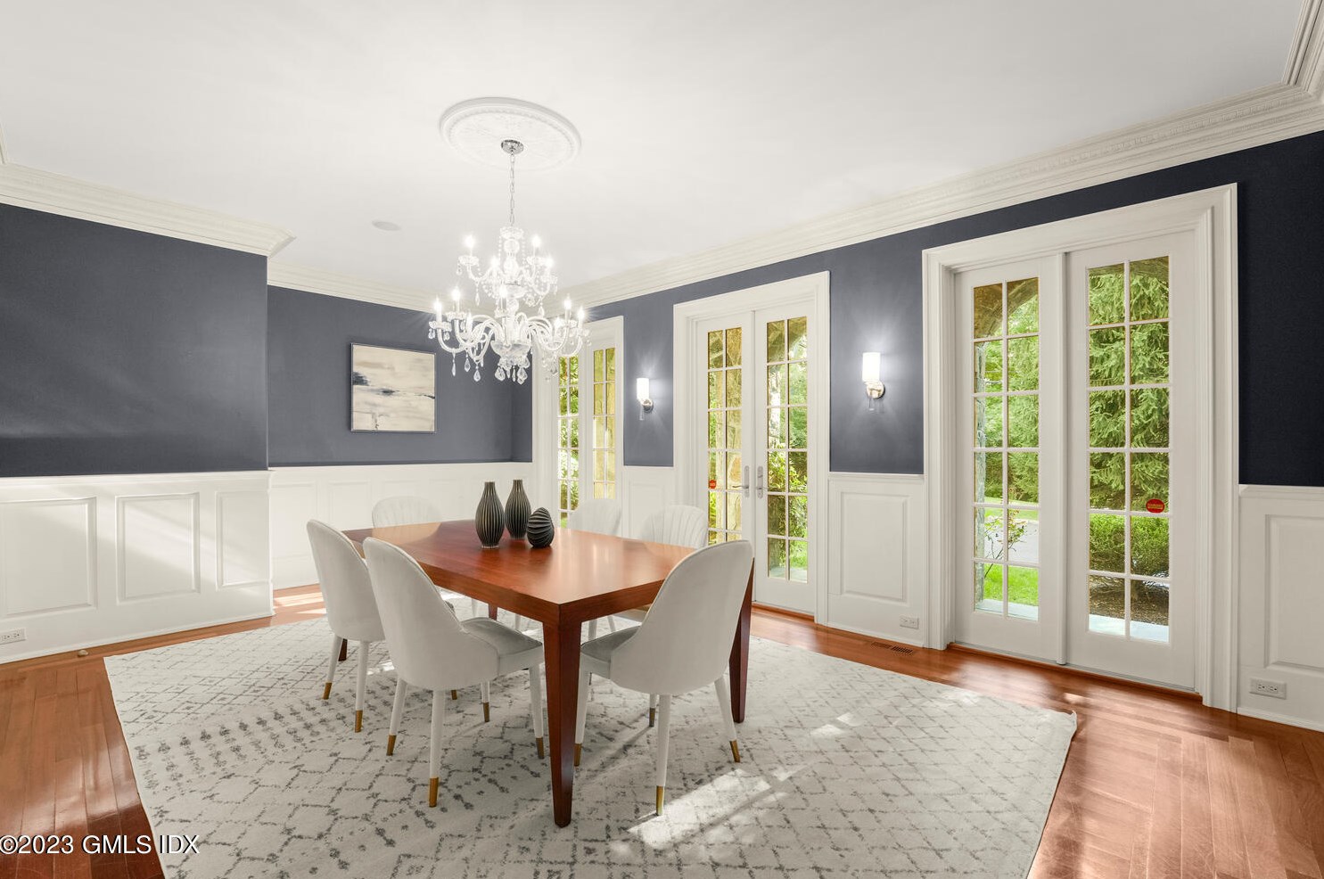 215 Orchard St, Cos Cob CT  06807-2014 exterior