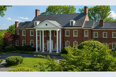 10 Cliffdale Road, Greenwich, CT 06831 - Photo 1