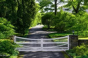 10 Cliffdale Rd, Greenwich, CT 06831 - Photo 3