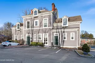 30 Milbank Ave, Greenwich, CT 06830 - Photo 3