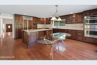 388 Taconic Road, Greenwich, CT 06831 - Photo 9