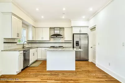 69 Riverdale Avenue #202, Greenwich, CT 06831 - Photo 13