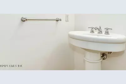 69 Riverdale Avenue #202, Greenwich, CT 06831 - Photo 9