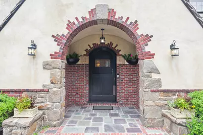 21 Calhoun Drive, Greenwich, CT 06831 - Photo 5