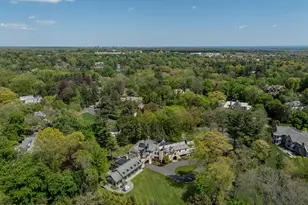 21 Calhoun Dr, Greenwich, CT 06831 - Photo 3