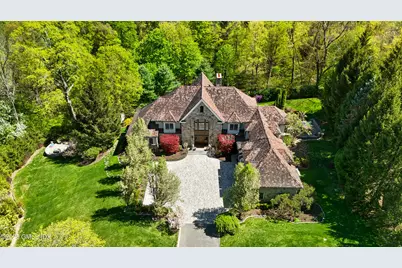 8 Chieftans Road, Greenwich, CT 06831 - Photo 9