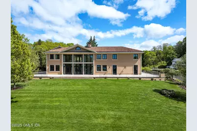 41 Meadow Wood Drive, Greenwich, CT 06830 - Photo 3