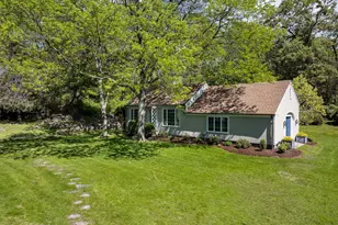 41 Meadow Wood Dr, Greenwich, CT 06830 - Photo 35