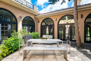 41 Meadow Wood Dr, Greenwich, CT 06830 - Photo 31