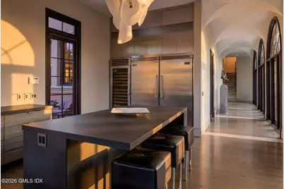 41 Meadow Wood Drive, Greenwich, CT 06830 - Photo 15