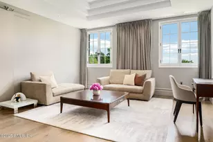 41 Meadow Wood Dr, Greenwich, CT 06830 - Photo 23