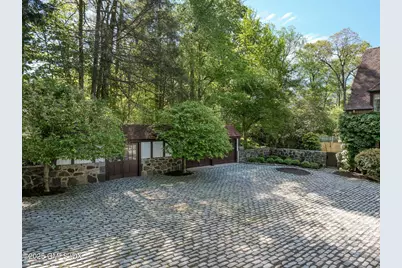 78 Khakum Wood Road, Greenwich, CT 06831 - Photo 29