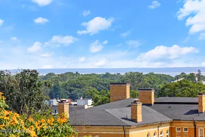 40 W Elm Street #5C, Greenwich, CT 06830 - Photo 17