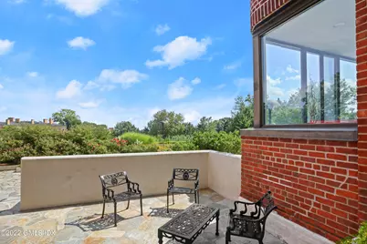 40 W Elm Street #5C, Greenwich, CT 06830 - Photo 23