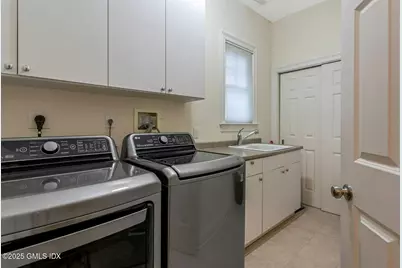 32 Meyer Place, Greenwich, CT 06878 - Photo 23