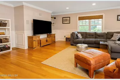 32 Meyer Place, Greenwich, CT 06878 - Photo 15