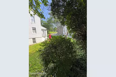 555-557 W Putnam Avenue, Greenwich, CT 06830 - Photo 11