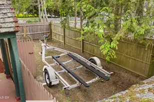 20 Cook Rd, Stamford, CT 06902 - Photo 37