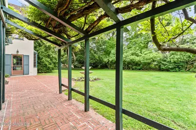 20 Cook Road, Stamford, CT 06902 - Photo 29