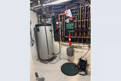 65 Sherwood Place, Greenwich, CT 06830 - Photo 35