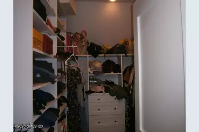 65 Sherwood Place, Greenwich, CT 06830 - Photo 19