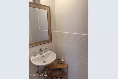 65 Sherwood Place, Greenwich, CT 06830 - Photo 31