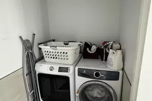 65 Sherwood Pl, Greenwich, CT 06830 - Photo 35