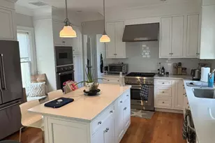 65 Sherwood Pl, Greenwich, CT 06830 - Photo 5